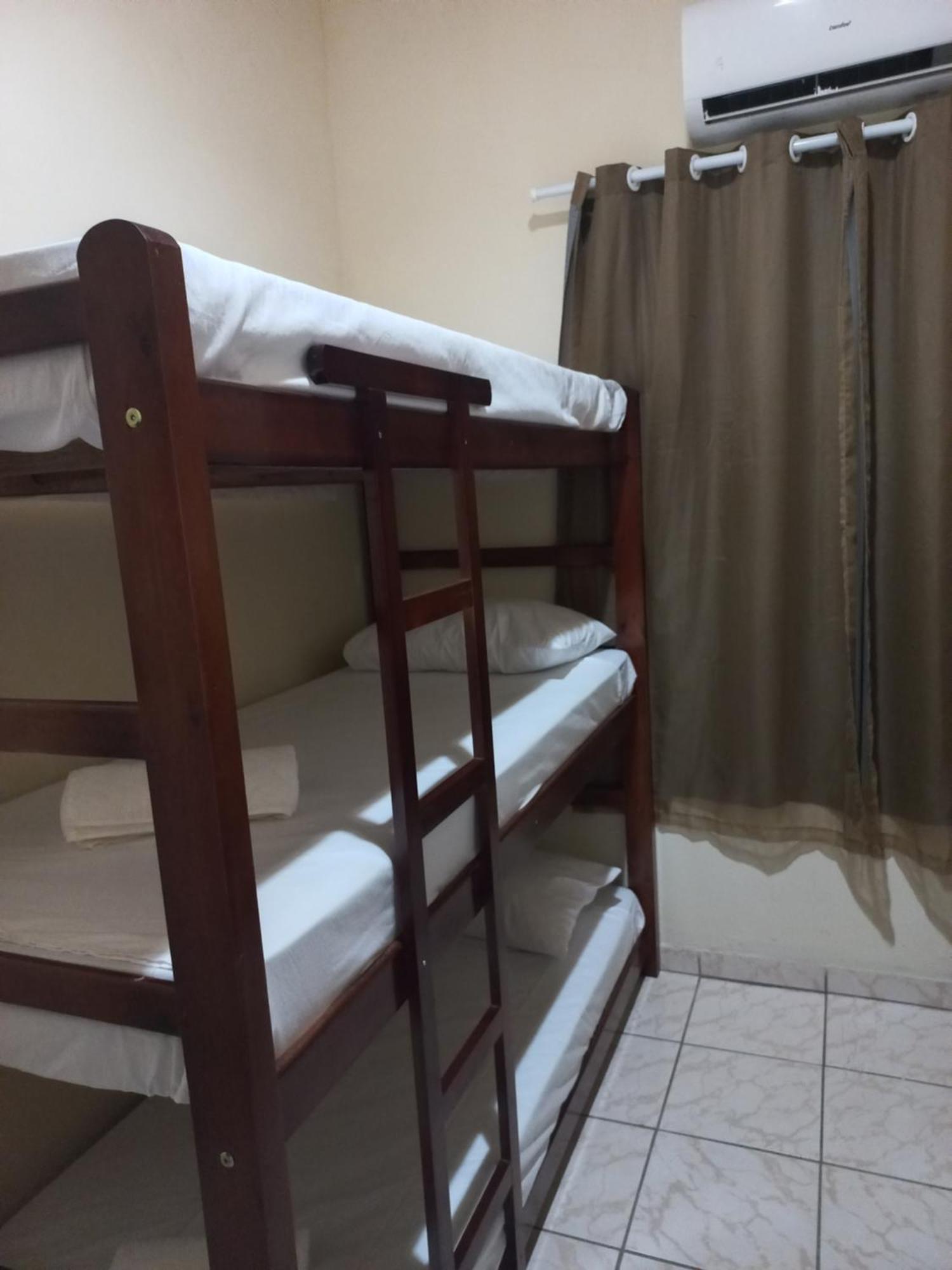 Hotel X De *